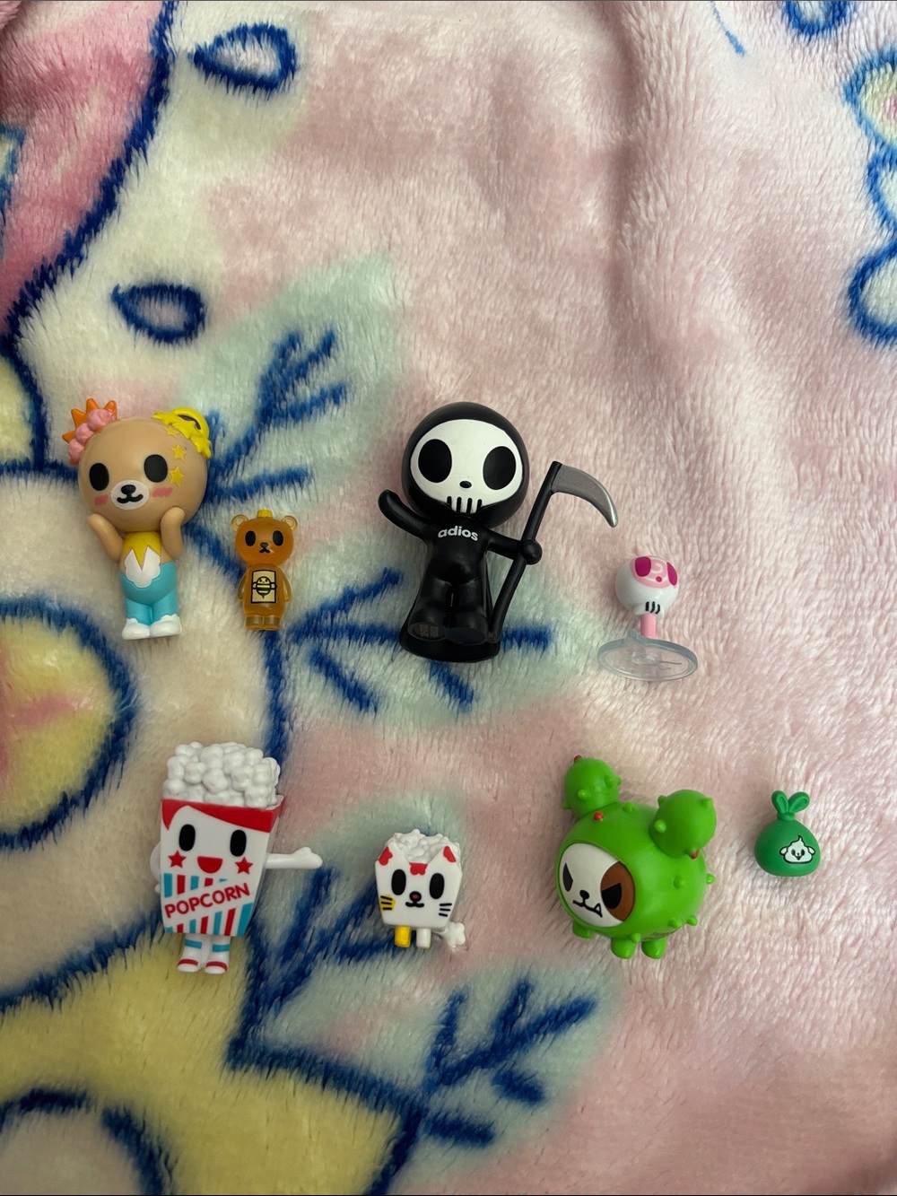Set of 4 tokidoki figures